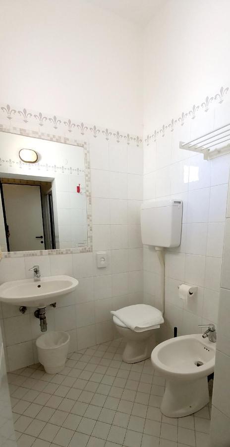 Hotel Brotas ริมินี ภายนอก รูปภาพ