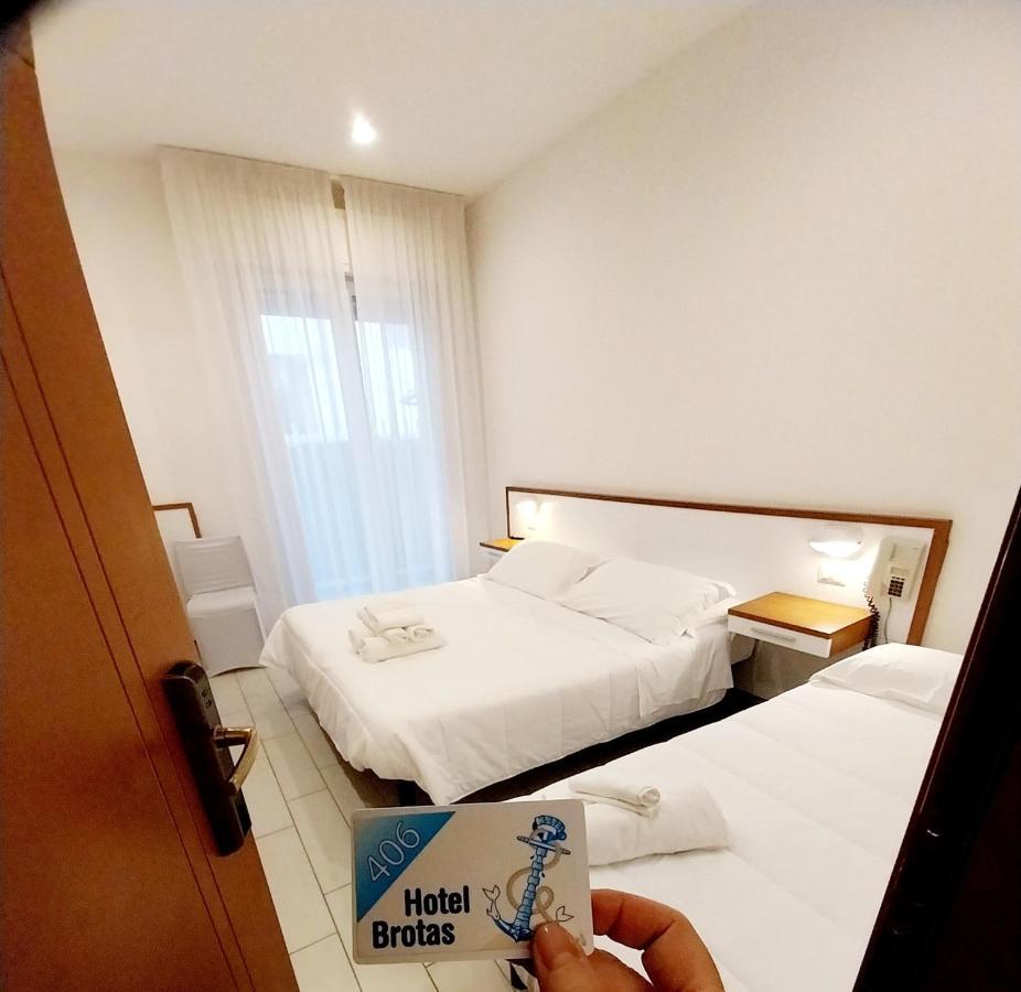 Hotel Brotas ริมินี ภายนอก รูปภาพ