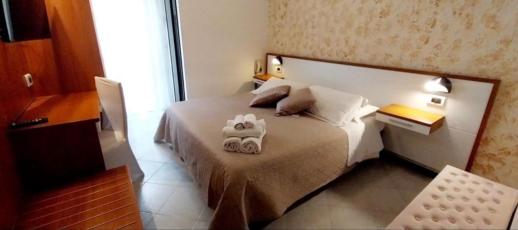 Hotel Brotas ริมินี ภายนอก รูปภาพ