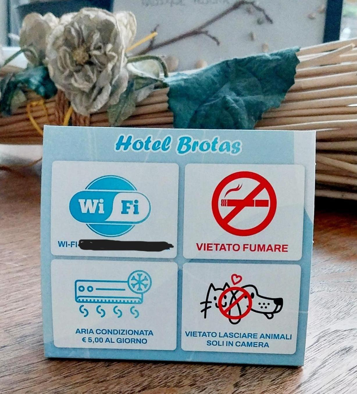 Hotel Brotas ริมินี ภายนอก รูปภาพ