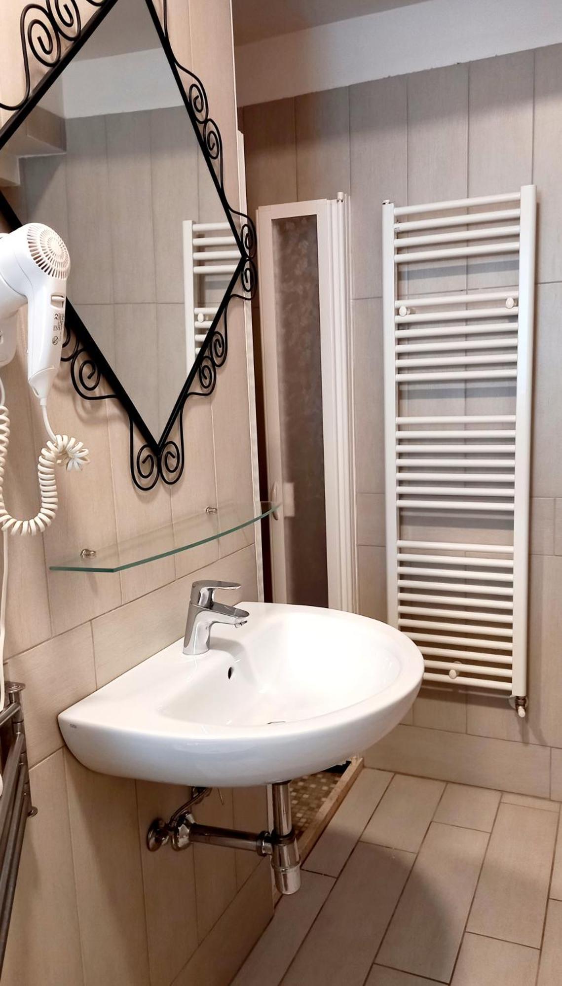 Hotel Brotas ริมินี ภายนอก รูปภาพ